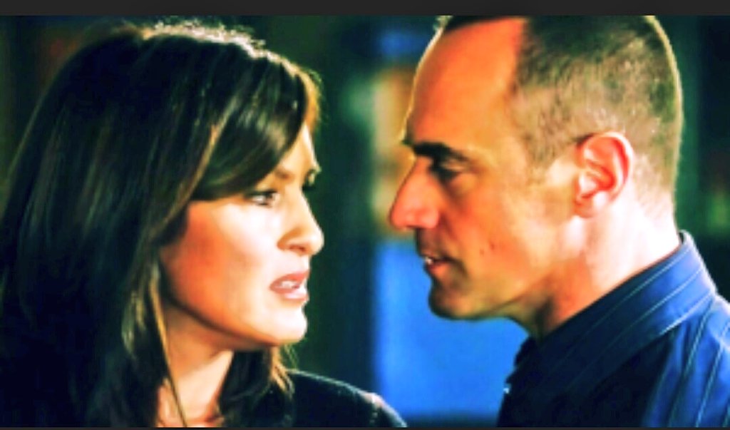 MariskaDaily's tweet photo. FINAL RUMBLE! 
LIKE FOR #BARSON
RT FOR #BENSLER https://t.co/SwYIdR8Cd7