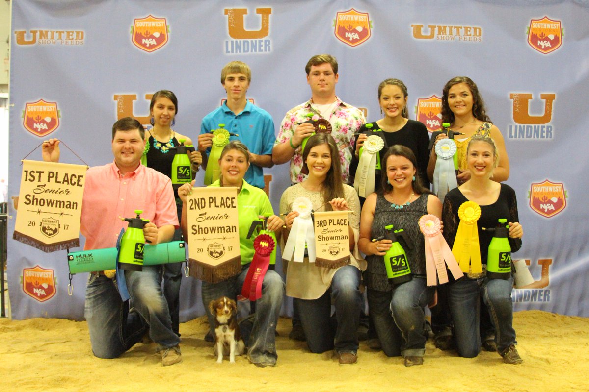 NationalSwine's tweet photo. Matthew Whelan, Okla., was named the Champion Senior Showman at #SWRegional17. For more results, visit https://t.co/vuDyxI25nu. https://t.co/gTmpzUUDaM