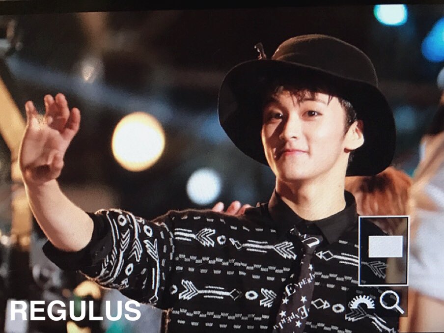 Regulusmark's tweet photo. #CherryBomb #NCT127 #MARK #마크 170903 PREVIEW https://t.co/ZyT6oiPd8E