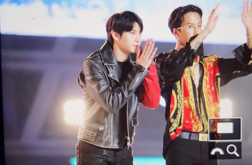 170903 인천스카이페스티벌 #택운 프리뷰

돌출 조명 내가 사랑하지

<a href="/JUNGTW_LEO/">VIXX_LEO 정택운</a> #레오 #빅스 #LEO #VIXX #빅스LR #Whisper