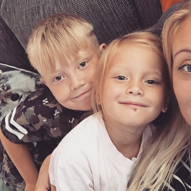 Tessanbg's tweet photo. My kids❤️❤️❤️❤️❤️ https://t.co/PgQMDDVV44