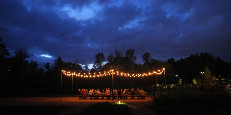 SierraNevada_NC's tweet photo. Join us for Dinner in the Garden, a multi-course estate dinner in our culinary garden. https://t.co/FKFKmVCUAF
#eatlocal https://t.co/mv1yqW2Rab