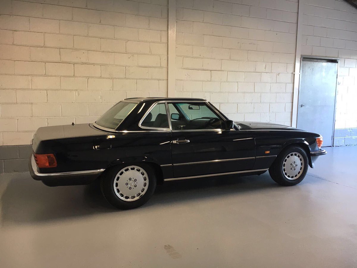 London_Classica's tweet image. Our stunning 300sl ready for a Sunday morning drive #Mercedes #classiccar #octanemagazine