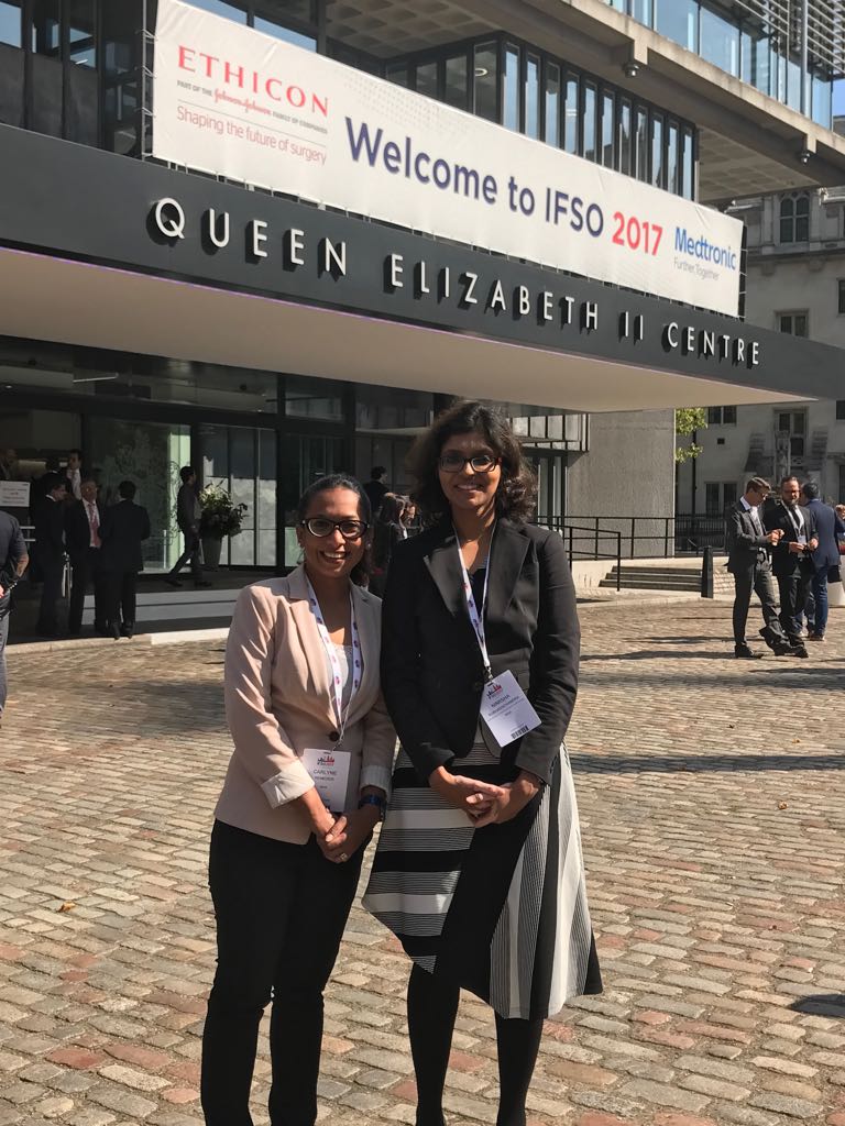 TheDigestiveIn's tweet photo. The #DigestiveHealthInstitute team at #IFSO2017 #London @DrMuffi, #DrNimishaKantharia & #Nutritionists #Carlyne #DrMuffi #team #experts https://t.co/1tdH8OpubS