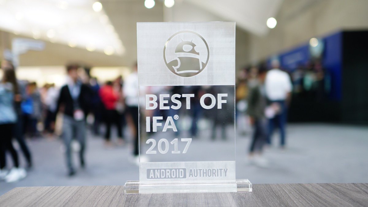 AndroidAuth's tweet photo. Our next #BestOfIFA award goes to @sonyxperia for the #XperiaXZ1 and the 3D Creator face and head mapping! #IFA17 https://t.co/S2NzWMLSpF