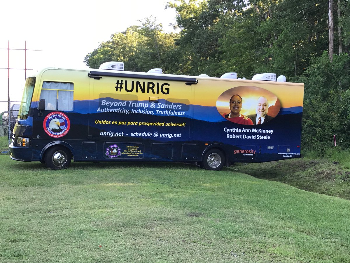 cynthiamckinney's tweet photo. TODAY: I'll be terribly jetlagged, but smiling widely, in the RV at Camille's Pizza in Little Five Points Atlanta #UNRIG https://t.co/39rgH0QEaI