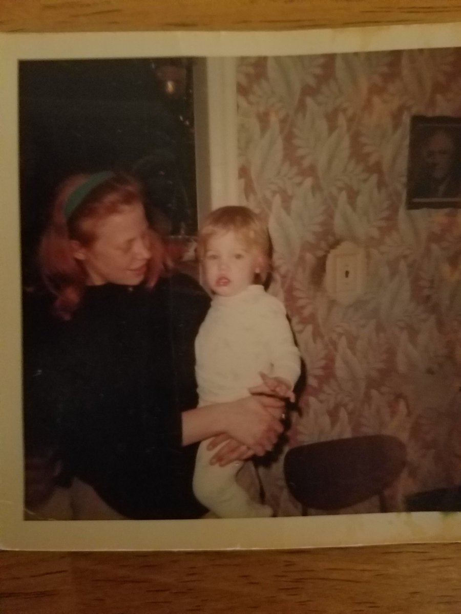 LisaJon64323119's tweet photo. 2 years old, people say I look exactly like her. To my Mom, the strongest person I know who taught me,  thankfully,  to be independent! https://t.co/QzzPo6wGQs