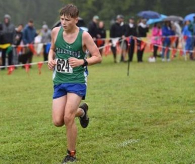 bend_xctf's tweet photo. More from #ChancellorInvite!
Varsity B Boys top finishers:
(60) Gian Torres: 20:12
(74) Ryan Butcher: 20:24
(92) Daniel Martino: 20:58 https://t.co/gA787WDcjZ