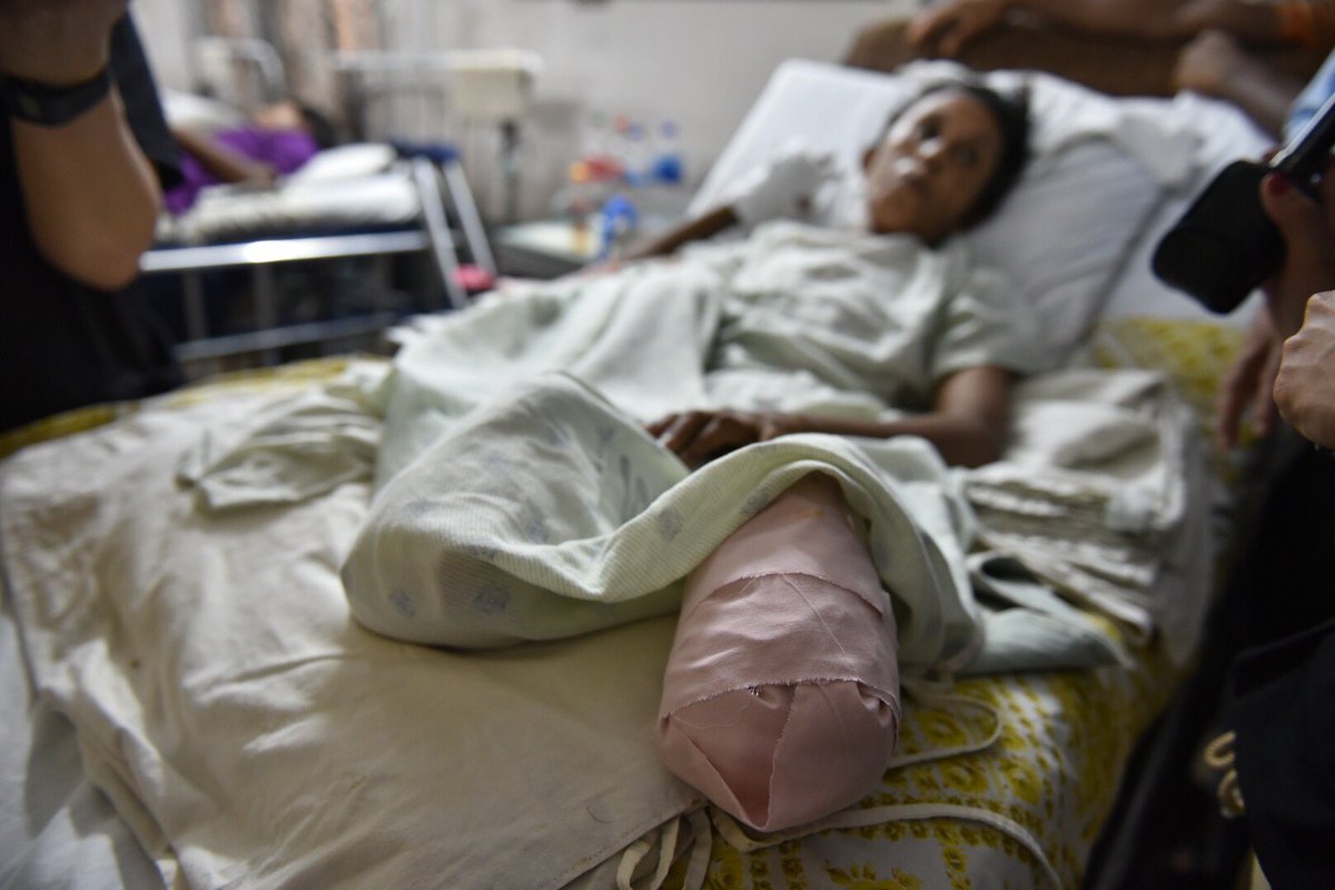 ShushanLam's tweet photo. Bullets sprayed from the sky, bombs exploded from the ground. More from those alive to tell the story: https://t.co/DhivuiODQm https://t.co/SqpiYU34k7