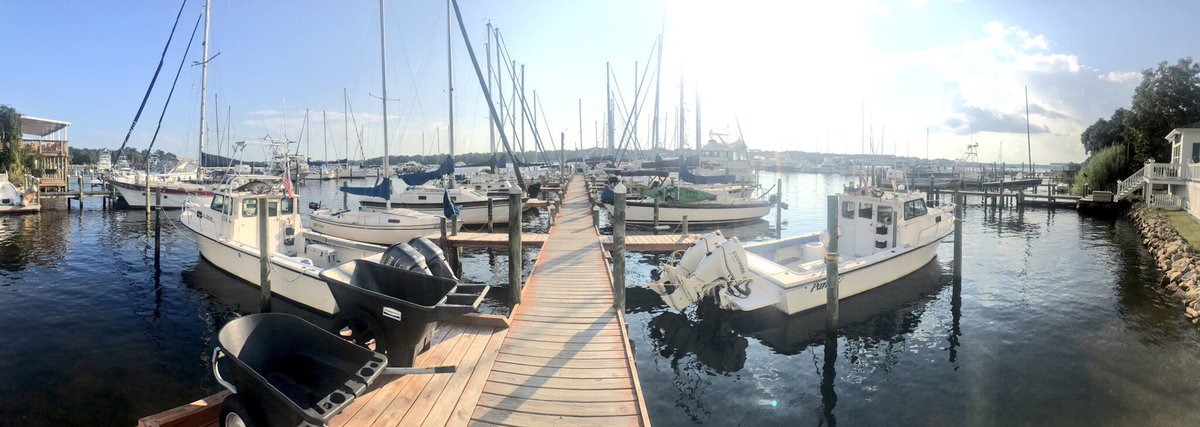 liz_r_collier's tweet photo. Daily 5 minute planks and mile runs aren't so bad when this is your view for 2 weeks 😌 #ThanksBooster https://t.co/rkk8YLX4HK