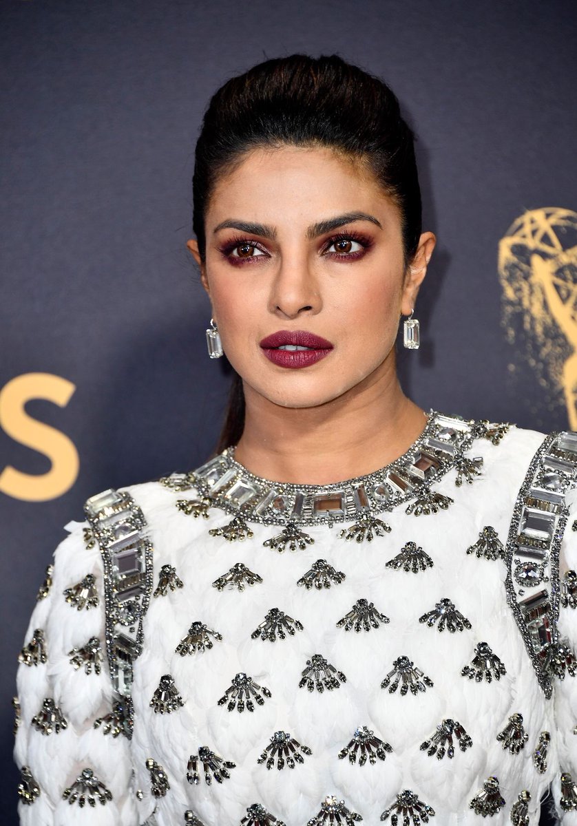 Priyanka Chopra owns the Emmy Awards 2017 Red Carpet