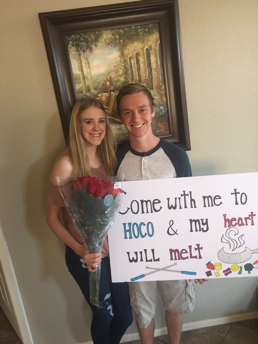 Logan_Ritter23's tweet photo. 2 &amp; 1/2 years ✅                                            Homecoming date ✅ https://t.co/AACTBHLdDF