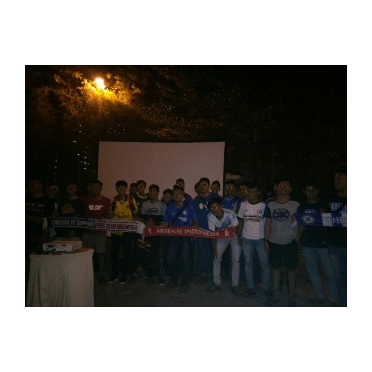CISCcikarang's tweet photo. Beberapa foto yang berhasil didokumentasikan dikegiatan nobar sama @gooners_cikarang semalam.
#ThisIsCISC #cisccikarang #ciscwestjava #nobar https://t.co/E3iK82zxRH