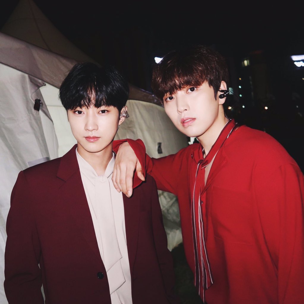 renjun_jpeg's tweet photo. #NewProfilePic #ROLLIN #TheMostHandsomeBoysDidYouMeanJindeul #BecauseIDid #비포 https://t.co/oetZcoE561