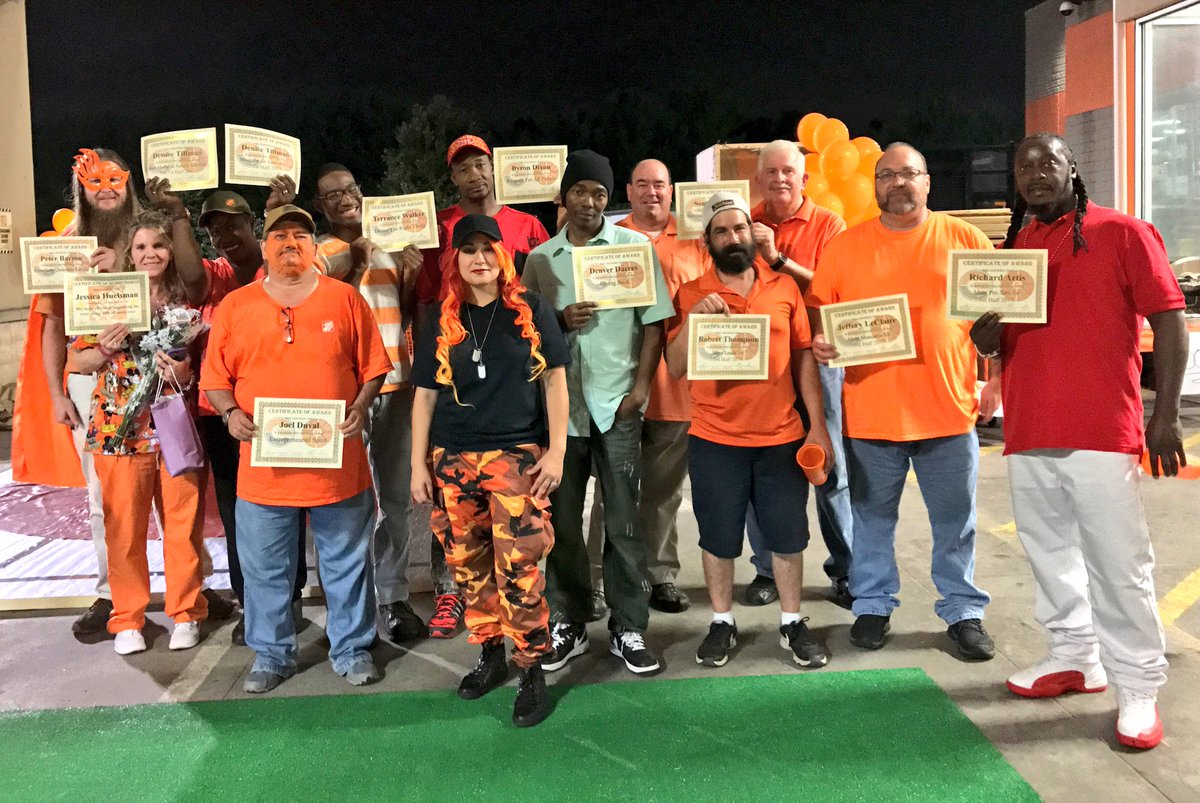 HD8473's tweet photo. Last but not least, a round of applause 👏 for our Growth Vehicle &amp; Value based award winners! Amazing job! @hmalak @smarteypantz https://t.co/yigxuhF2Cg