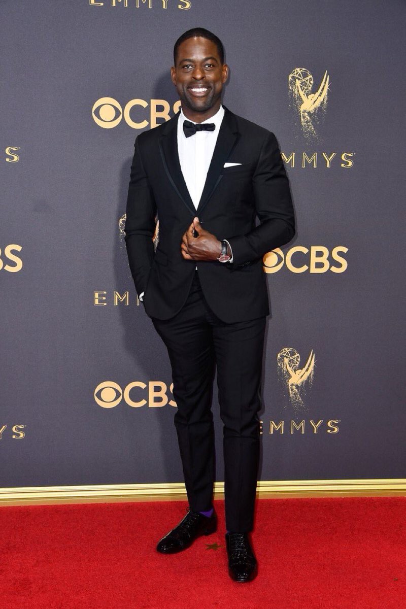 TheRoot's tweet photo. .@SterlingKBrown just became the 1st Black actor in almost 20 years to win at the #Emmys for lead actor in a drama series! https://t.co/mdaCrMp0cU