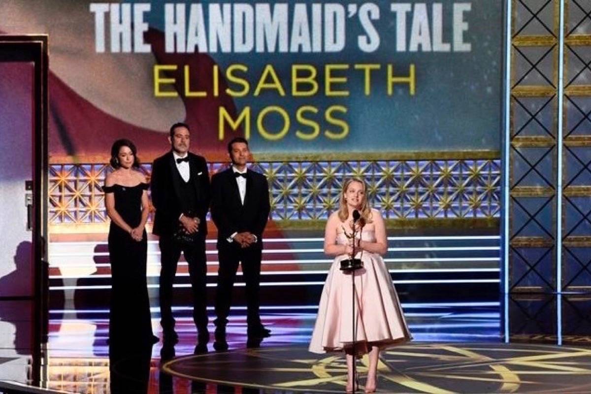 The Handmaid’s Tale, Veep win top Emmy Award prizes dlvr.it/PnjT8v #yyj https://t.co/NjyIc996gw