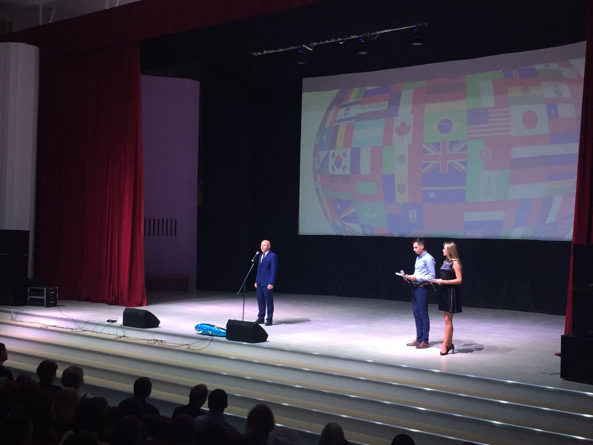 От имени регионального Минобрнауки <a href="/Minobr73/">Minobr73</a> к участникам фестиваля обращается замминистра Алексей Шкляр #ulspu #ulsk