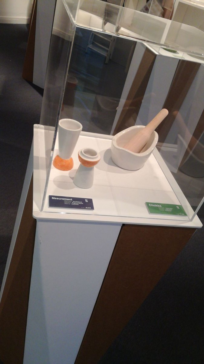 mmtoran's tweet photo. Todo a punto para inaugurar el 21 a las 19 hr. Mis alumnos presentan diseños desarrollados con artesanos. En @GVAartesania durante @VDW_info https://t.co/HdjjHaUABH