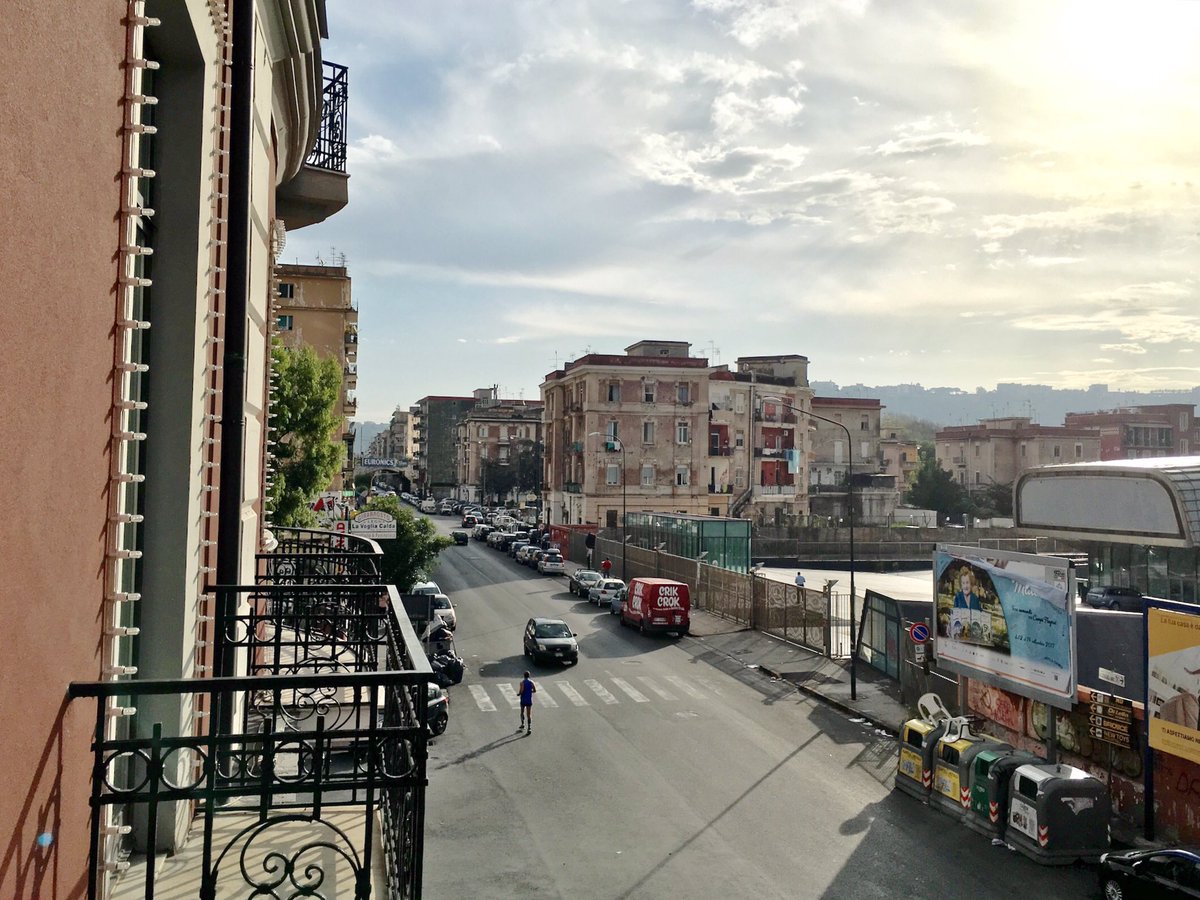 goodmorningblog's tweet photo. The best way to start the day in Naples? Enjoying the morning sun and coffee from a balcony @Hotel_Nuvo_NA! ☀️ [Advertisement] #NaplesToday https://t.co/mimOTIma3z