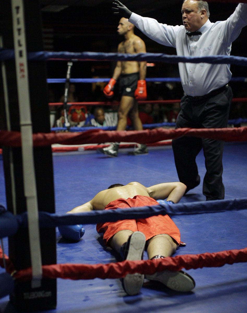 TheTruthJackson's tweet image. Thank you to everyone who came out to support. We're 4-0, 4 KO. #Boxing #HoustonStrong
📷 @AndyHemingway instagram.com/p/BZFeHYxF8Sm/