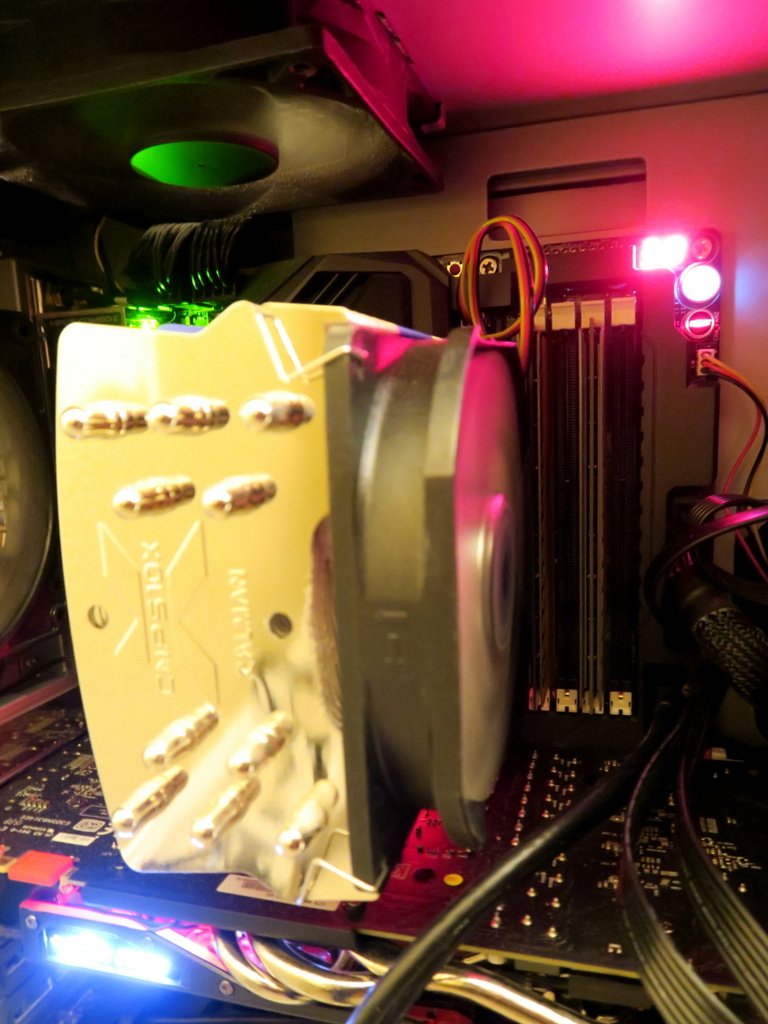jll544's tweet photo. Only a few drops of color inside my PC. Would love to turn it into a deluge of RGB with a #SplashofSPECTRIX from #XPG and @slickdeals https://t.co/ixpbC6JYxq