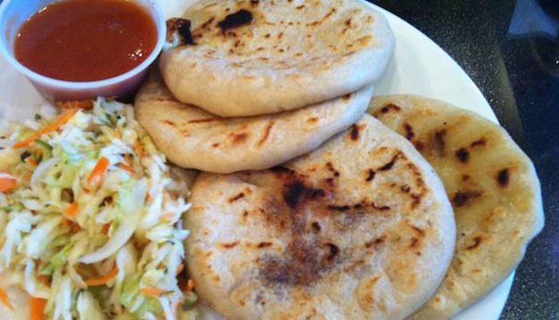 Restaurante97's tweet photo. Para tu desayuno te ofrecemos las mejores pupusas al mejor precio para que tu desayuno sea el mejor. https://t.co/jZrKcjGB5n