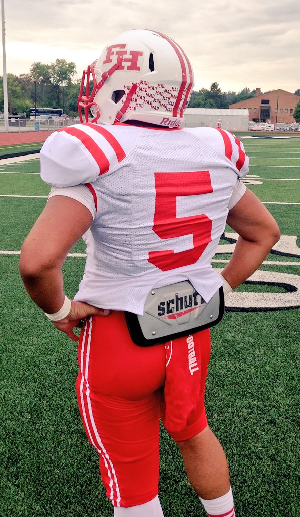 FH_Football's tweet image. Banks, Hoover, Smith, and Poling account the #Sentinels 6-TDs as they defeat Hollidaysburg 42-10...win their 28th consecutive win.