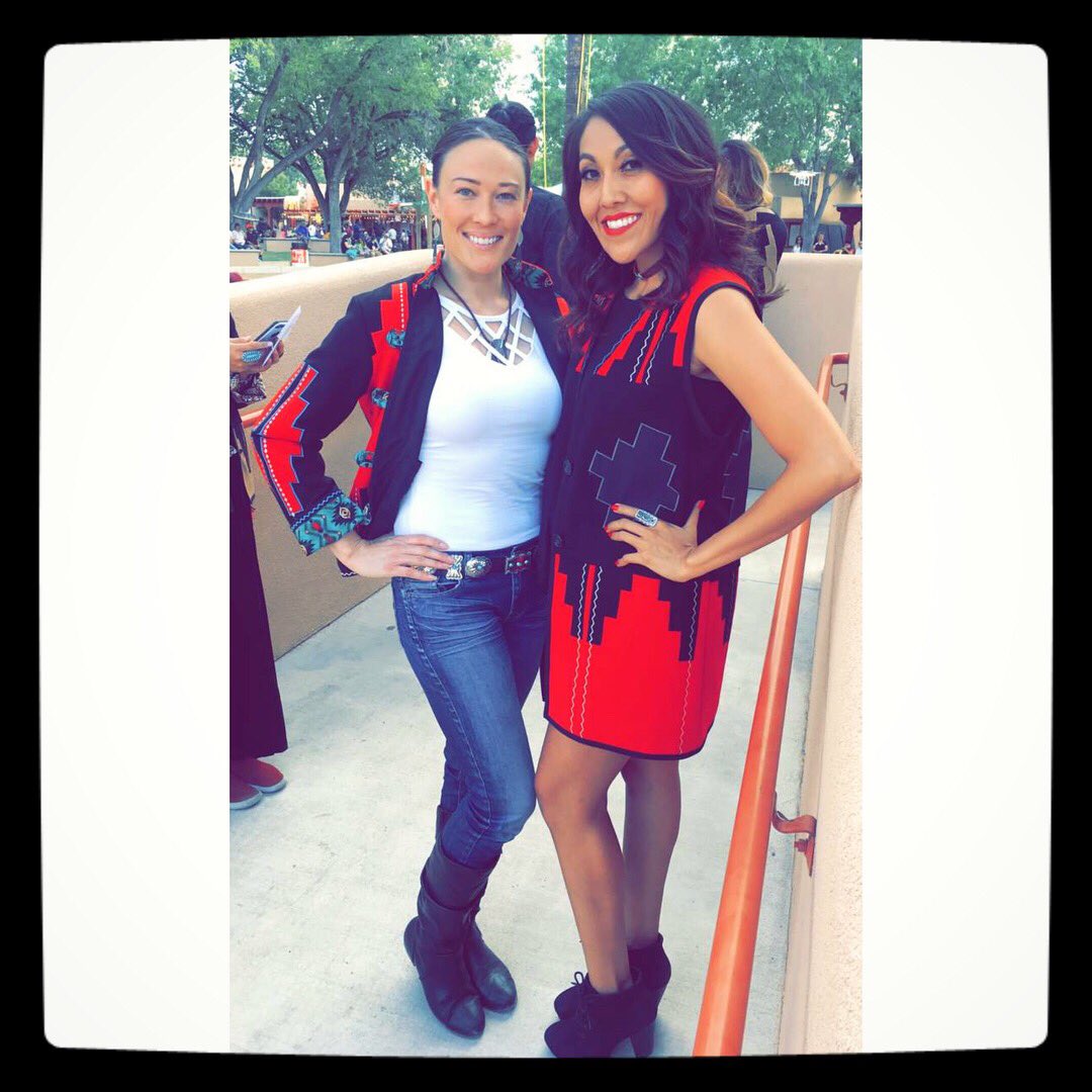 kellymccabe78's tweet photo. Indian Village Fashion Show #pennysingerdesigns #pendletonjacket #diné #Navajo #abqnm #conchobelt #indigenousmodels #burquena #505 https://t.co/e7jjU941Ze