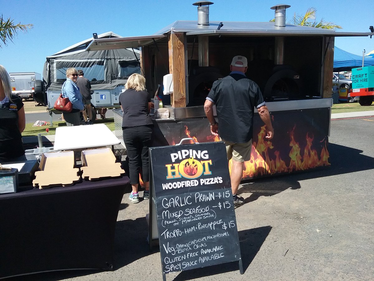 Christi_Denn's tweet photo. Not just seafood at the Port Marina for #OceanfestBundaberg. Tacos and Woodfired Pizzas were also being taste tested. #ProfCom #COMM11007 https://t.co/VIj7gLNysS