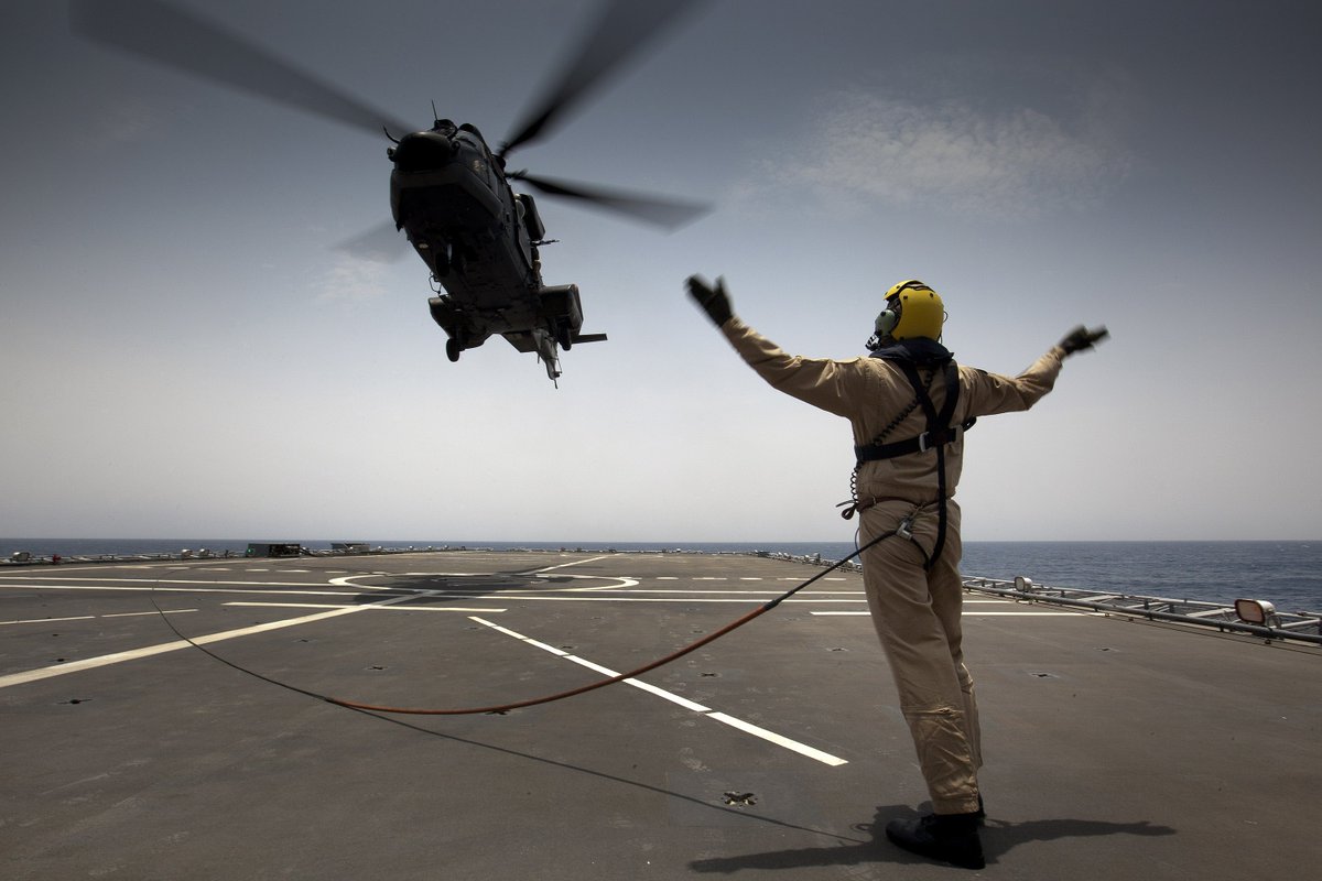 VlbLeeuwarden's tweet photo. Vandaag op Maritiem Vliegkamp de Kooi de Heldair Show met een internationale vlieg en static show Komt u ook? https://t.co/AiOSVgvasU https://t.co/A1EQFLwgOt