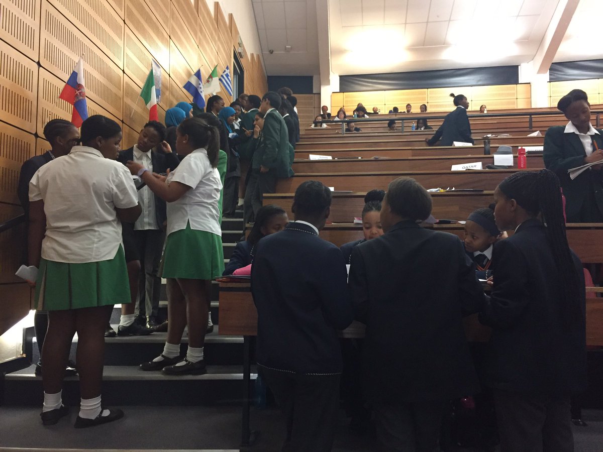 OtaeMkandawire's tweet photo. "This [@UN] is the place where the world meets and tries to find common ground." @DKAMBinSA to #ModelUN students. @Youth_SAIIA https://t.co/ad4bNVsvp9