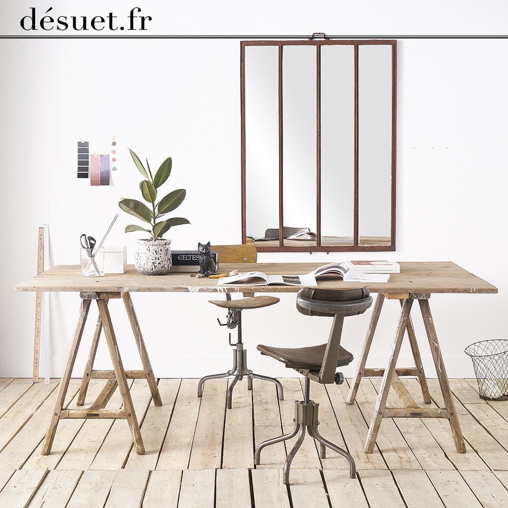 desuet_fr's tweet image. Table de travail #bureaudouble #doubletable #faceaface #woodentable #brocante #desuet