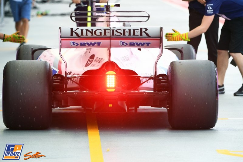 AlessandroSala1's tweet photo. #SalaStampaF1 #amicidellaF1esopratuttoamichedellaF1 #SingGp #MotorLAT Retro`...@Berrageiz @Alessio_DeMarco @JVilladelpratF1 @fran27811 https://t.co/empYVprMF1
