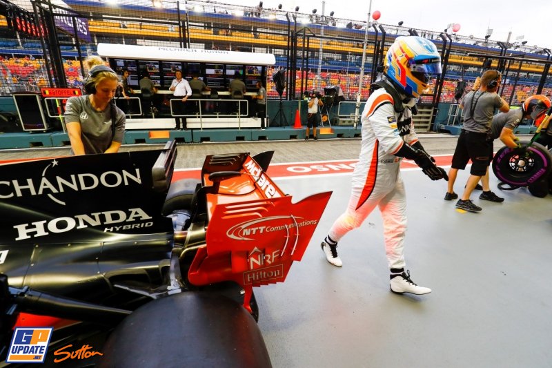 AlessandroSala1's tweet photo. #SalaStampaF1 #amicidellaF1esopratuttoamichedellaF1 #SingGp #MotorLAT Fuori Honda....@Berrageiz @Alessio_DeMarco @JVilladelpratF1 @fran27811 https://t.co/iIVgSQnxS1