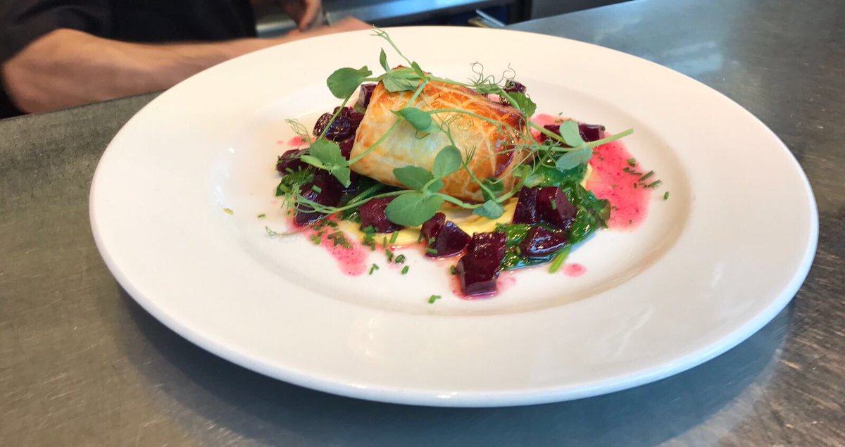 ChelseaBoy007's tweet image. #saturday #FamilyDay #lunch @TheAdCod #relax #endulge #foodie #booknow +44 20 7581 0005