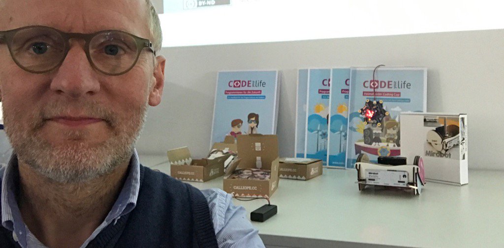 Thomas Schmidt tweet media