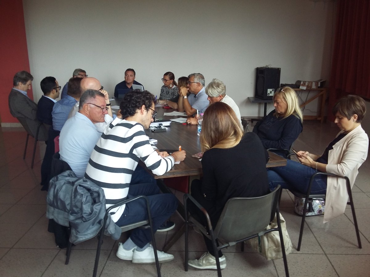 Stamani a Ponte a Elsa un bel confronto con il PD Toscana organizzato per tavoli di lavoro (1/2)
#economia #governoterritorio #regionecomuni