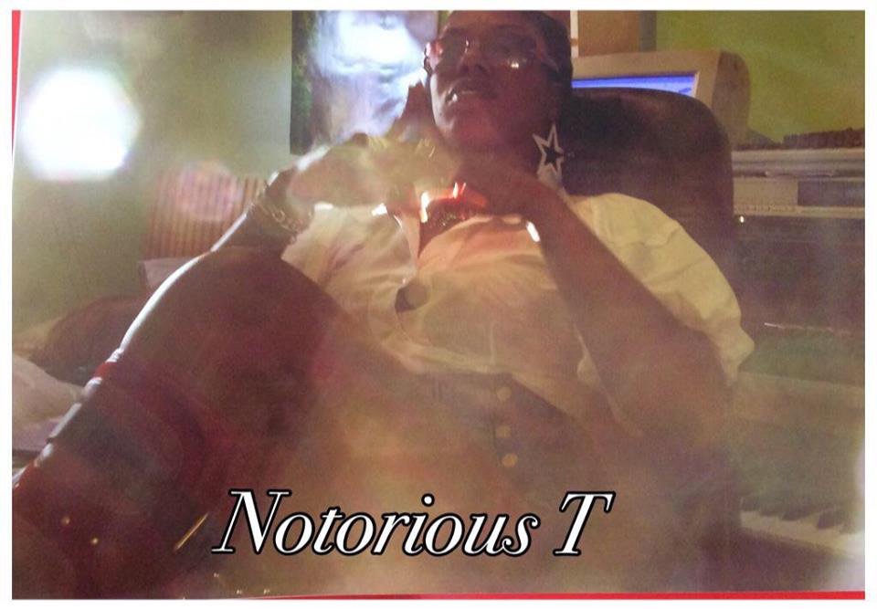 NOTORIOUST_NMC's tweet image. So. We're sitting down together, the evening is warm, nicer, coz there's company. I lean closer and say: soundcloud.com/notorious-t/lo… #MAMBs