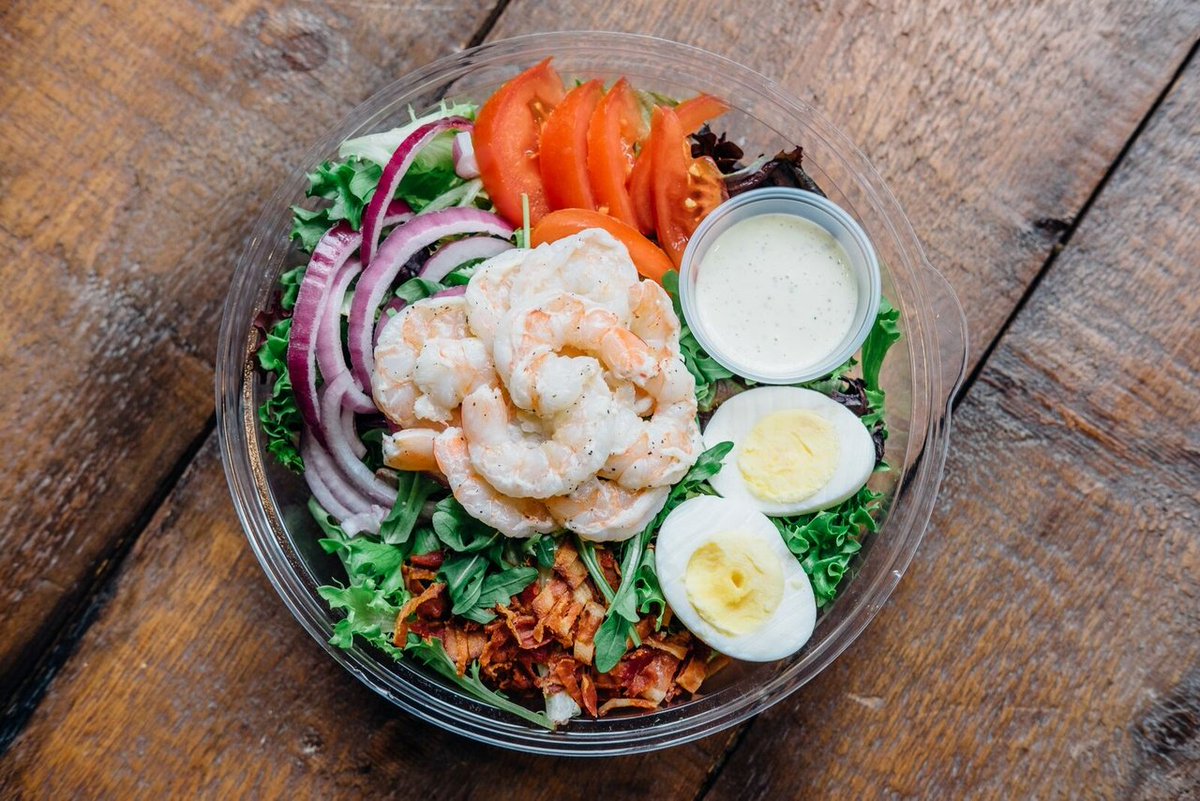 The perfect shrimp salad: great, fresh and really tasty! Enjoy!🍴 #XavierArtisan