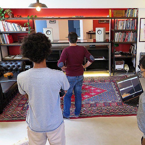 BOOM!! The guys of ENTIRE custom speakers gave us an impressing presentation of their awesome handcrafted product … ift.tt/2x79kbv