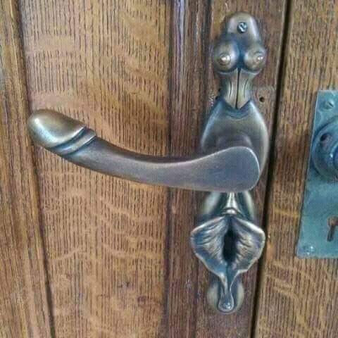 LetsGoJoshy's tweet image. Who would put your key in that ? 
RT &amp;amp; Like 😂