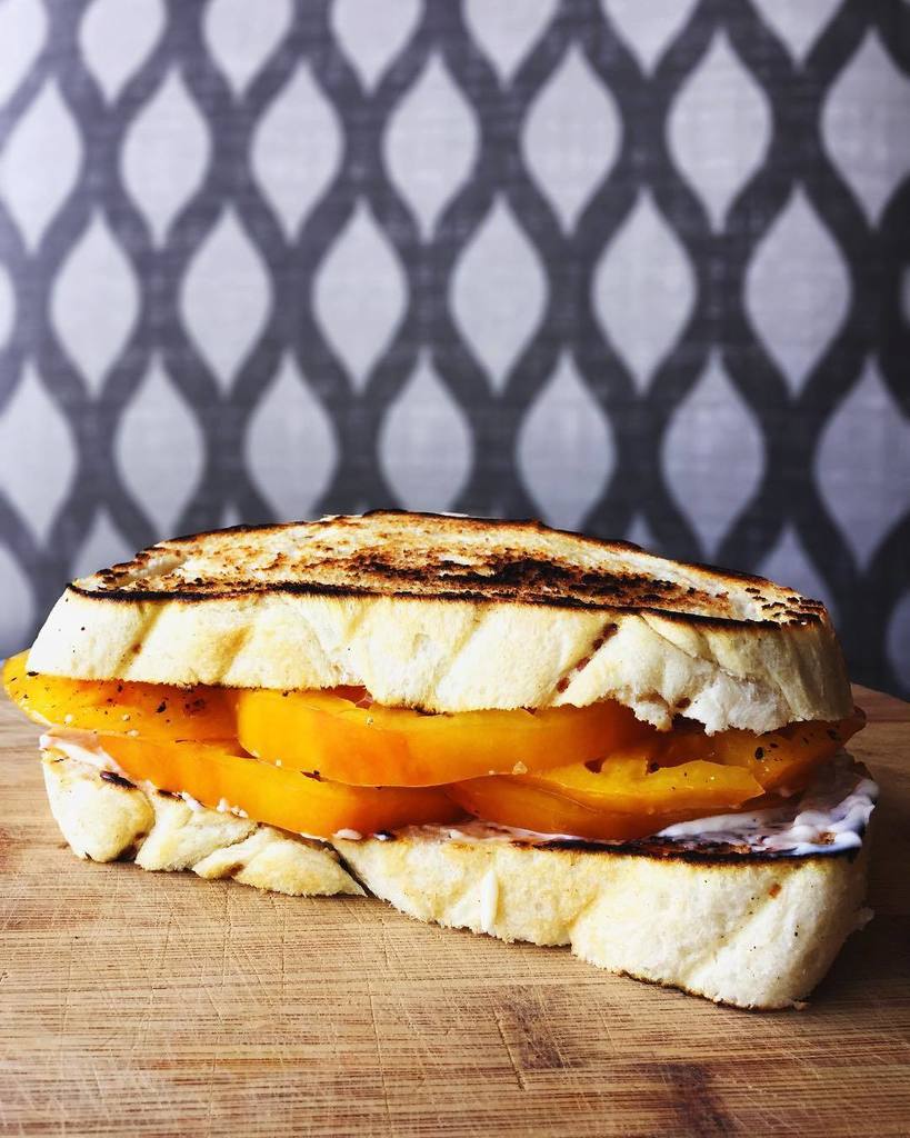 remythurston's tweet photo. We're talking about what to eat before summer ends over on @hautedishshow! #TomatoSandwich #DoubleDukes https://t.co/QlL4OIhJls https://t.co/uEoPvFW8z1