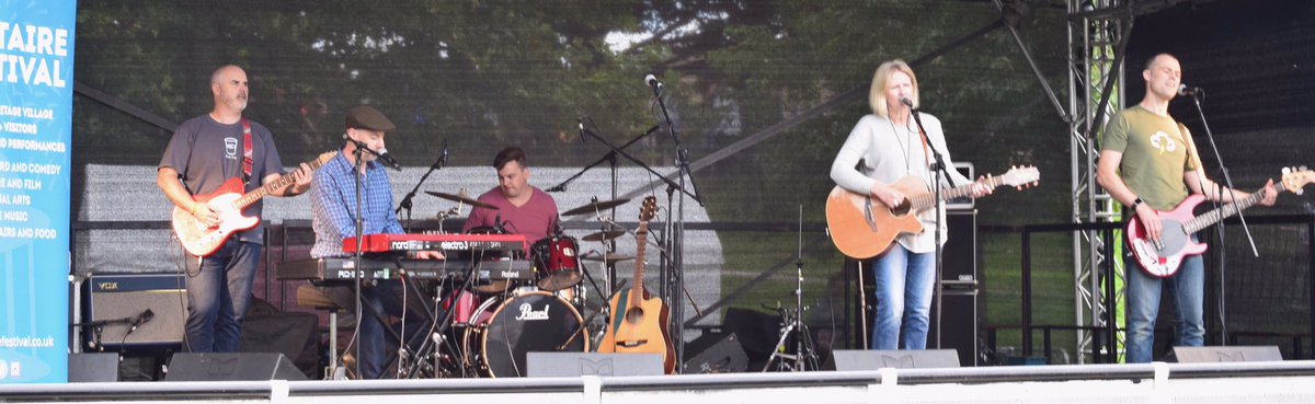 thetenfields's tweet photo. Great gig this afternoon. Thanks @SaltaireFest for having us. Hope to see you again soon. @Robinsonhq @SaltaireRocks @HenrytheDrummer https://t.co/CXBSYB3tK8