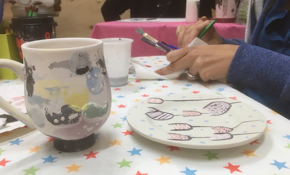 dellabydesign's tweet photo. It's been a very busy #crafturday but I did squeeze in a creative date with my 6 year old! 
#pyop #familytime #placeladywellmarket https://t.co/oMuKSULg2j