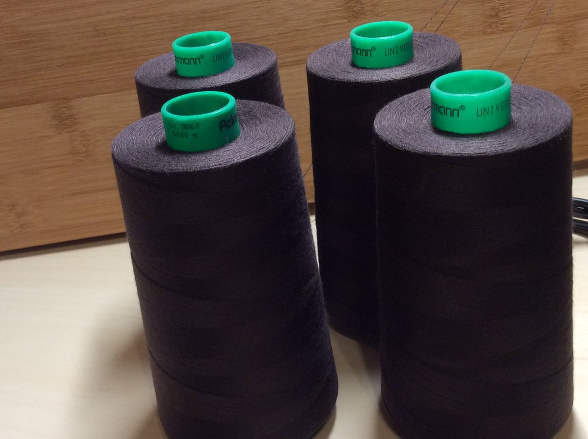 KarinsTestwelt's tweet image. 4x 5000m Konen von Ackermann. Sehr empfehlenswert ...
karinstestwelt.de/2017/09/16/ove…