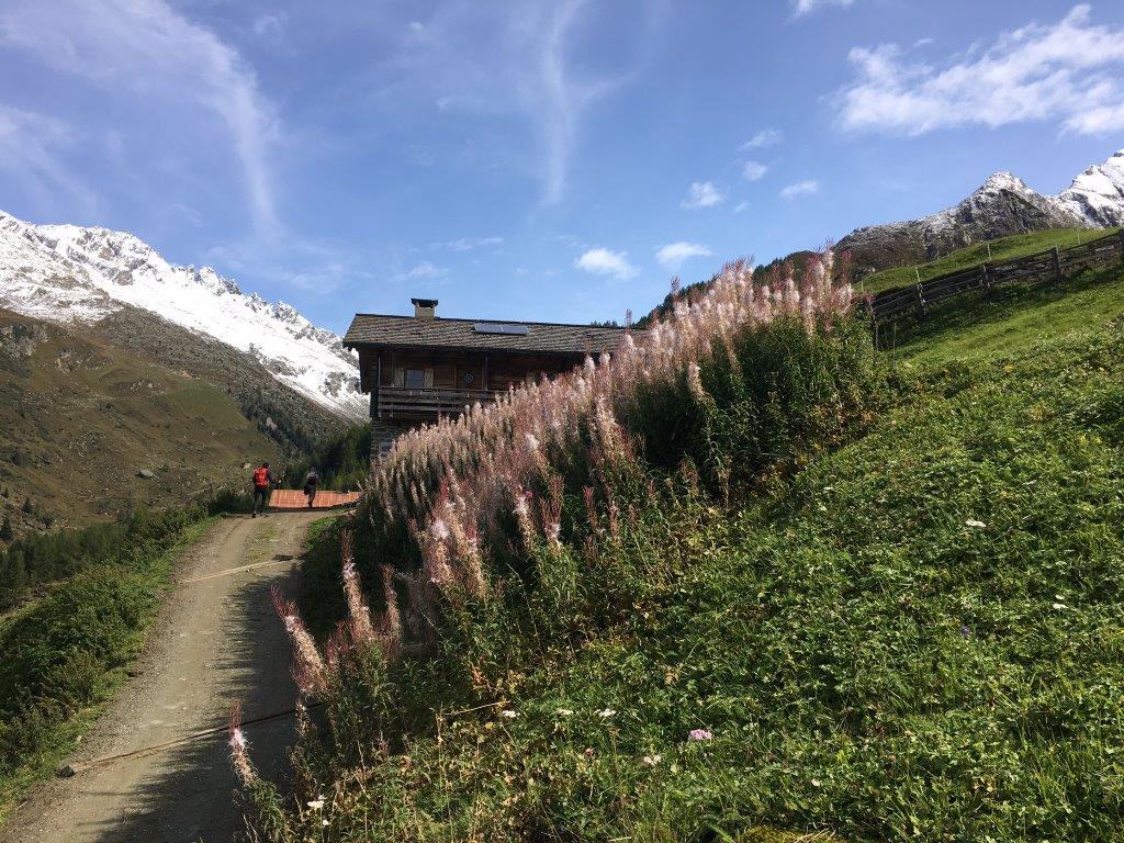 A_L_resort's tweet photo. #Alpenschloessl_linderhof #ontour #Kasern #Casere #Prettau #Predoi #Ahrntal #Valleaurina #sommer2017 #estate2017 #summer2017 https://t.co/BsMMkbAdhP