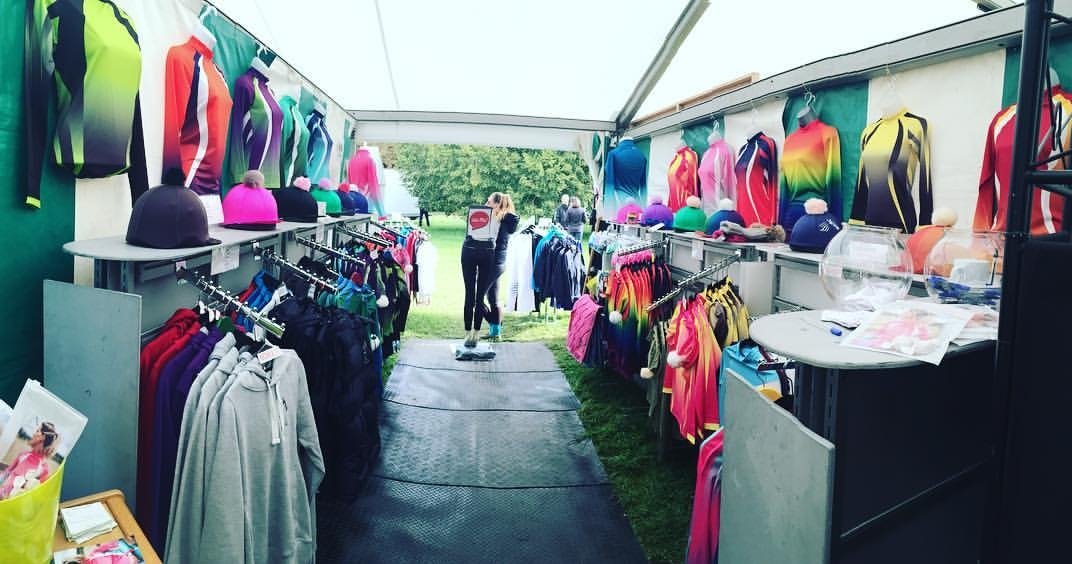 Make sure you come &amp; see #teamhardyetc at <a href="/BlenheimHorse/">Blenheim Palace International Horse Trials</a> trials this weekend! Some great show offers now on 👌👌 #horses #equine #sale