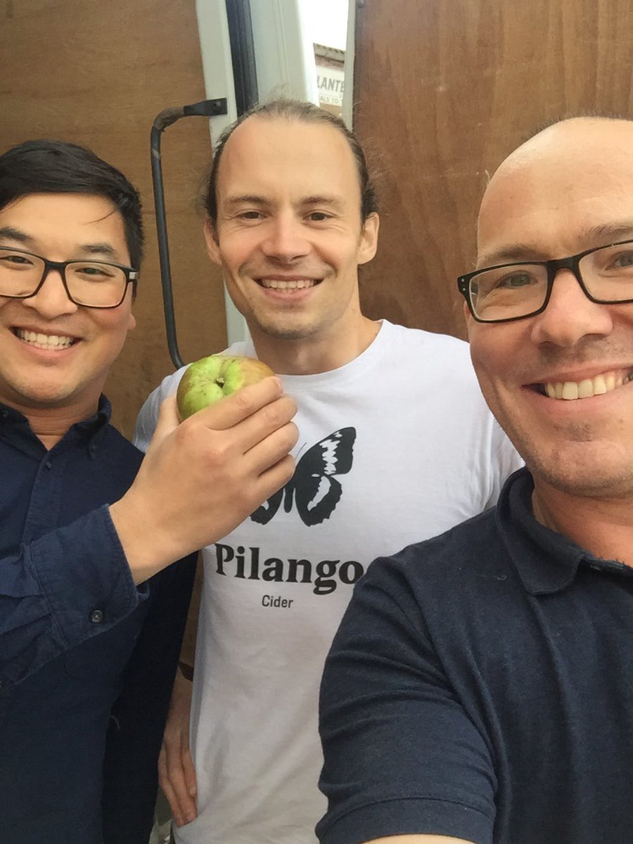NDJ123's tweet photo. Apples from my tree + those nice chaps at Pilango = Cider #liberated @pilangocider https://t.co/KCZgeH4mri