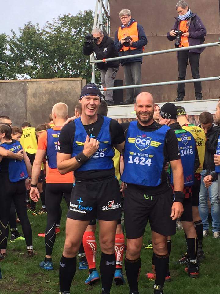 teamUp40's tweet photo. @RonRanzijn en Erwin vlak voor de start. @StrongVikingRun #ocrseries  #roskilde https://t.co/pgbRoXMu2r